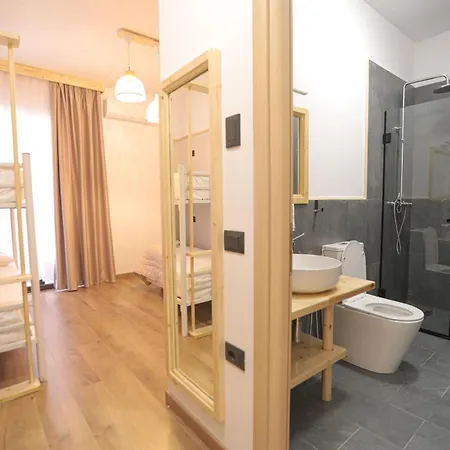 Nidum Harmony 3* ティラナ