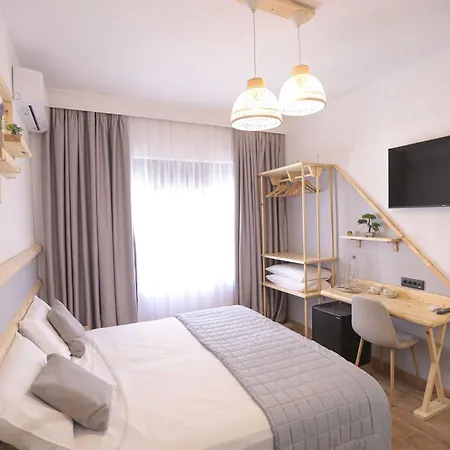 לינה וארוחת בוקר Nidum Harmony